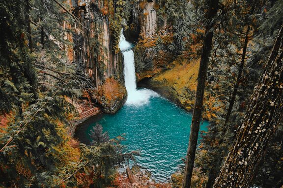 Zeitraffer Foto eines Wasserfalls